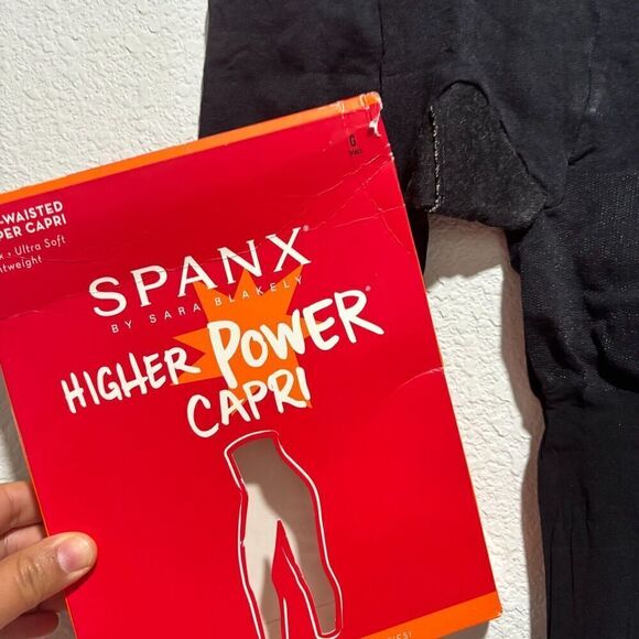 Spanx By Sara Blakely High Waisted Shaper Capri Black Lightweight Size G - Picture 4 of 6